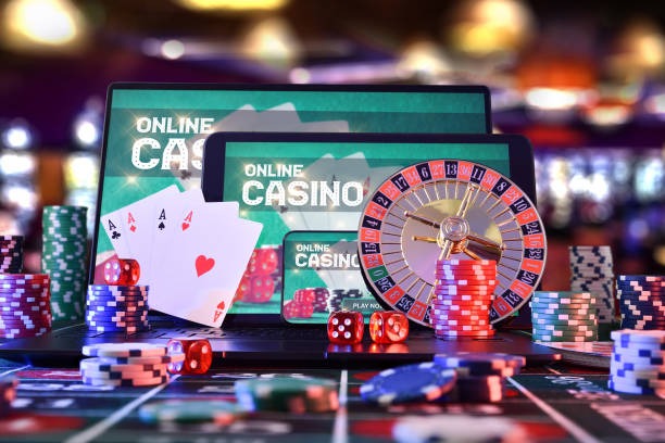 qqgaming slot platform interface showing sportsbook, live dealer, and slot game categories