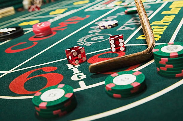Payment methods accepted on qqgaming slot including DANA, OVO, GoPay, and bank transfers